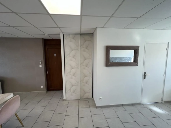 Appartement de 58 m2 à vendre à La Voulte-sur-Rhône avec balcon, cave et garage 