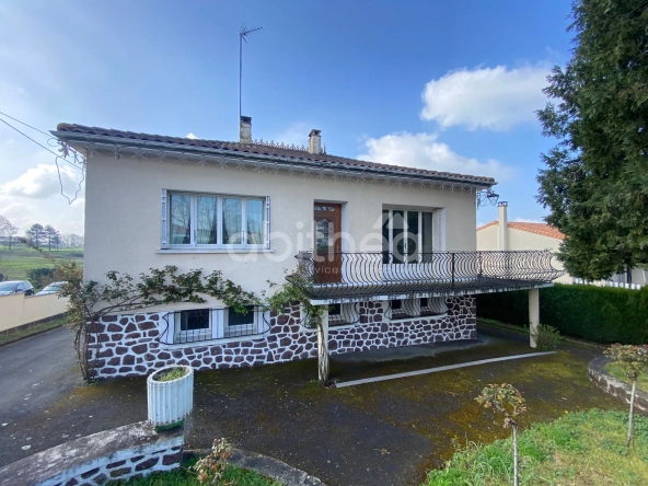 Maison de 110 m² avec jardin et sous-sol à La Péruse (16270)