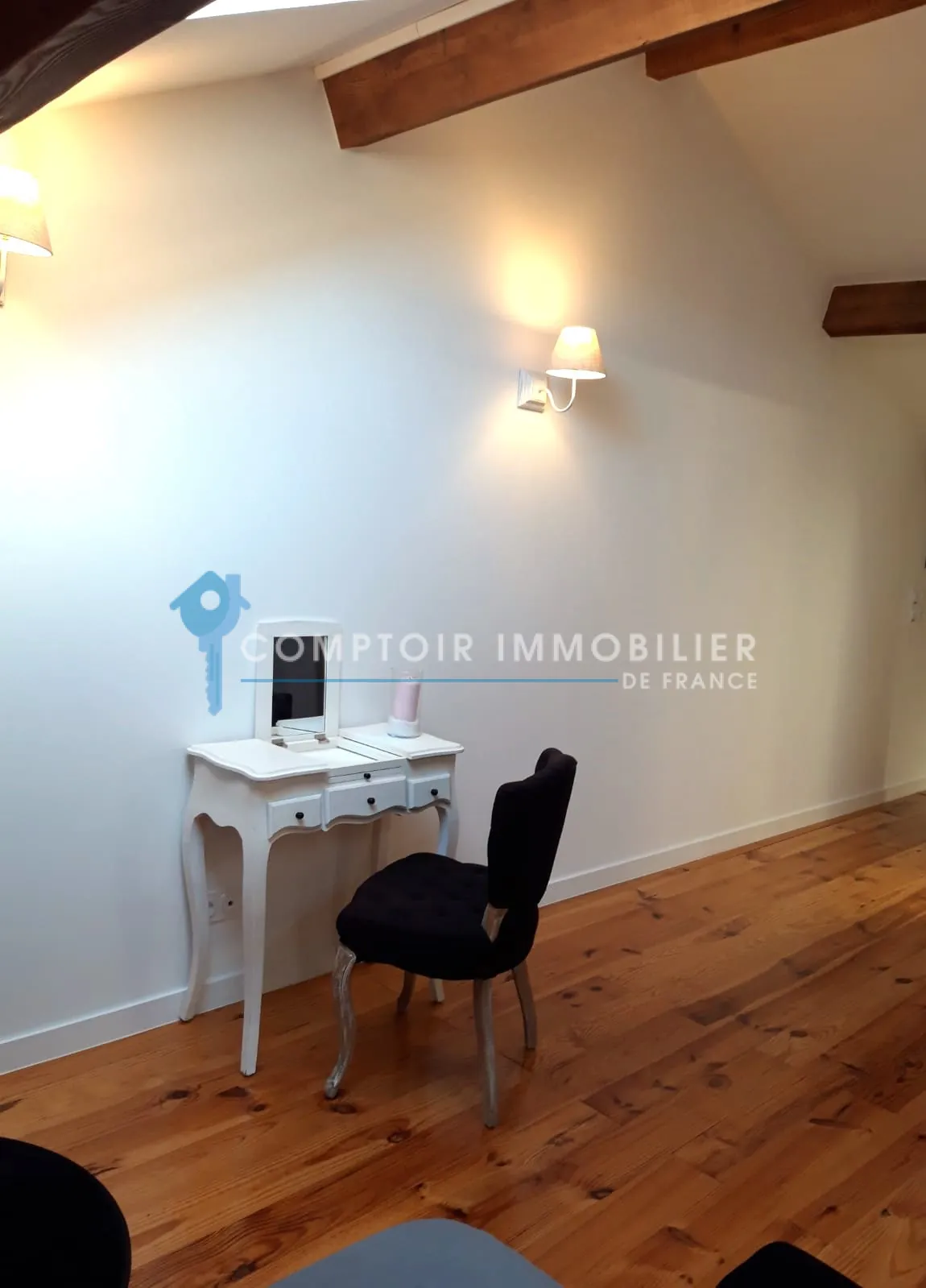 Appartement de luxe à Boulbon - 65 m² avec terrasse et vue dégagée 