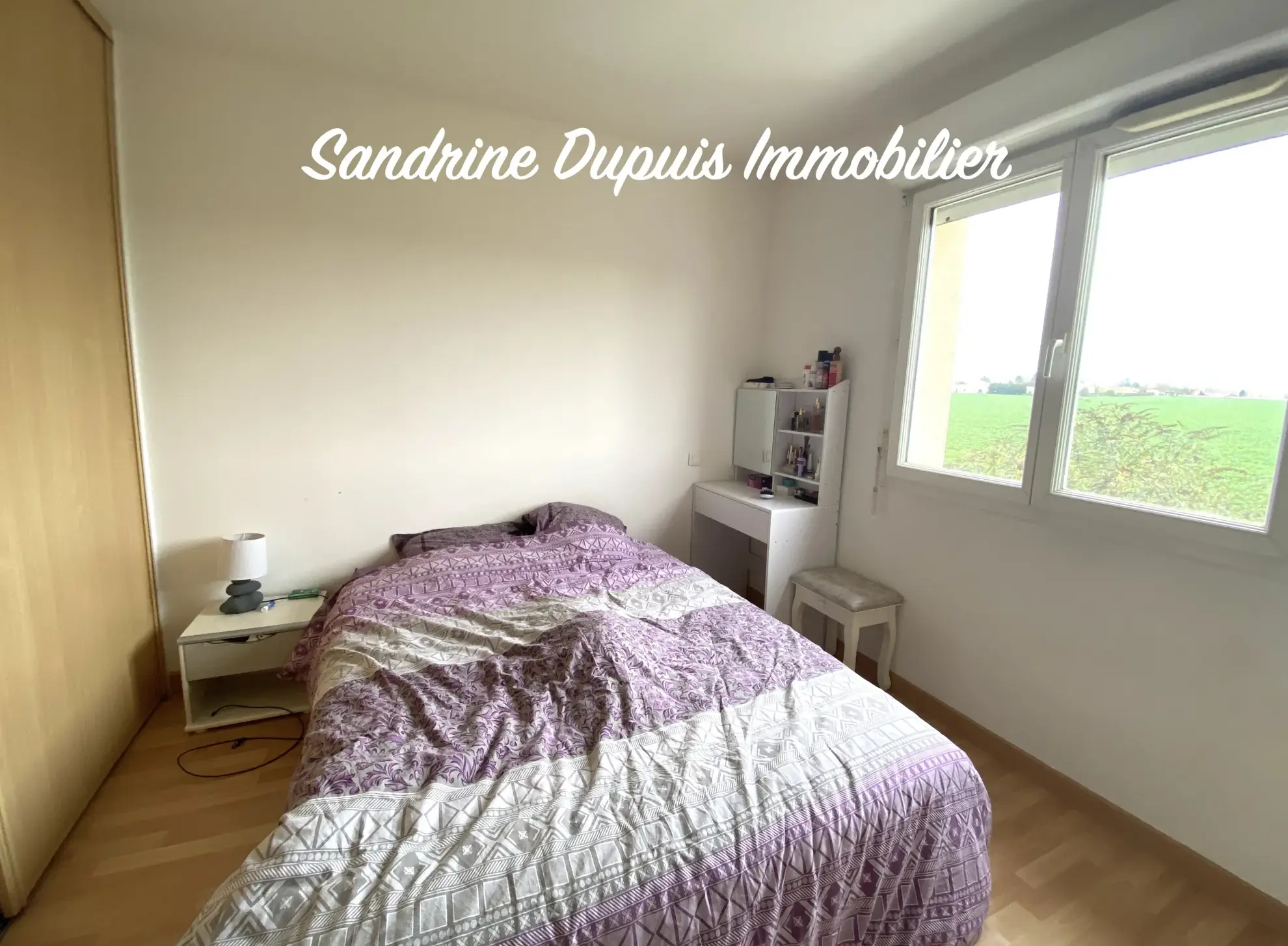 Appartement 2 pièces à Saintes avec parking et box privé 
