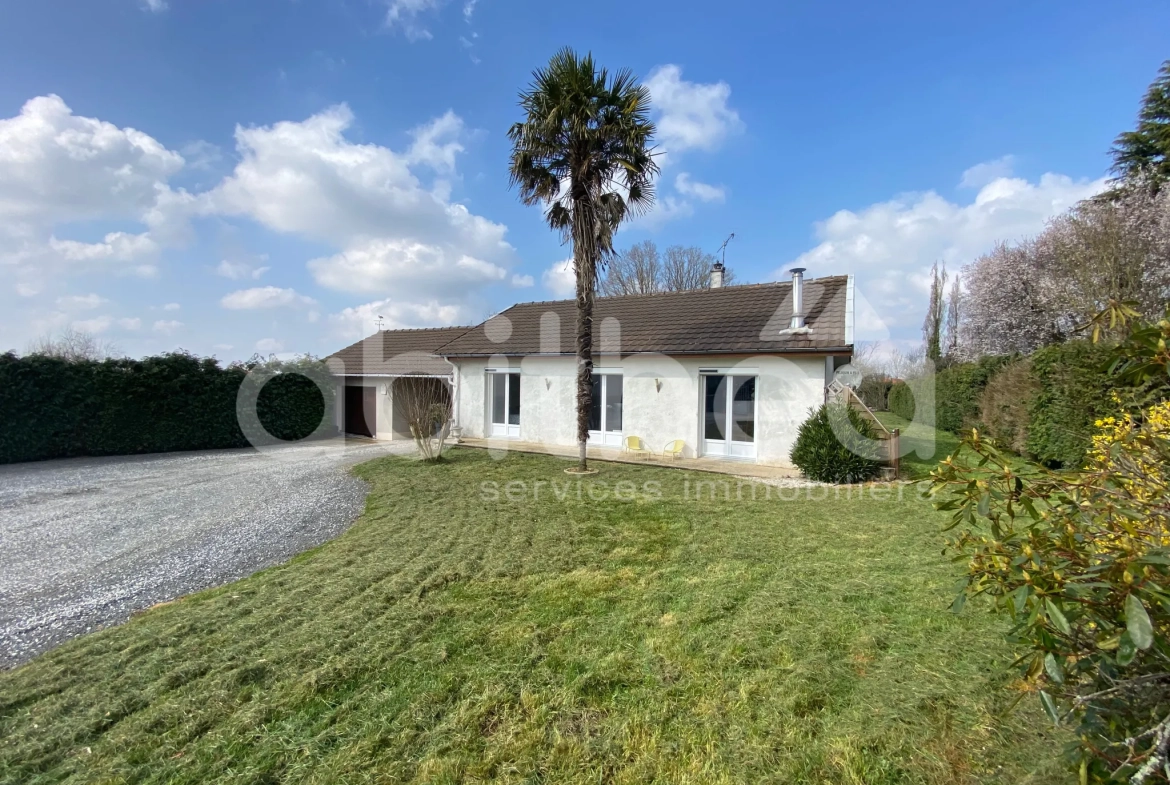 Maison individuelle de plain-pied à La Peruse (16270) avec garage et jardin clôturé 