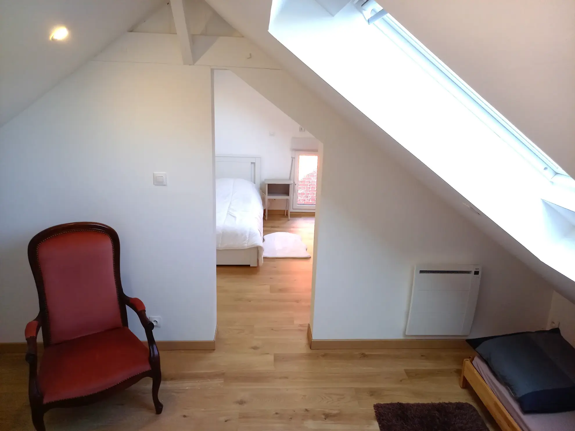 Maison rénovée de 3 pièces à Eu, emplacement exceptionnel, sans travaux, clé en main 