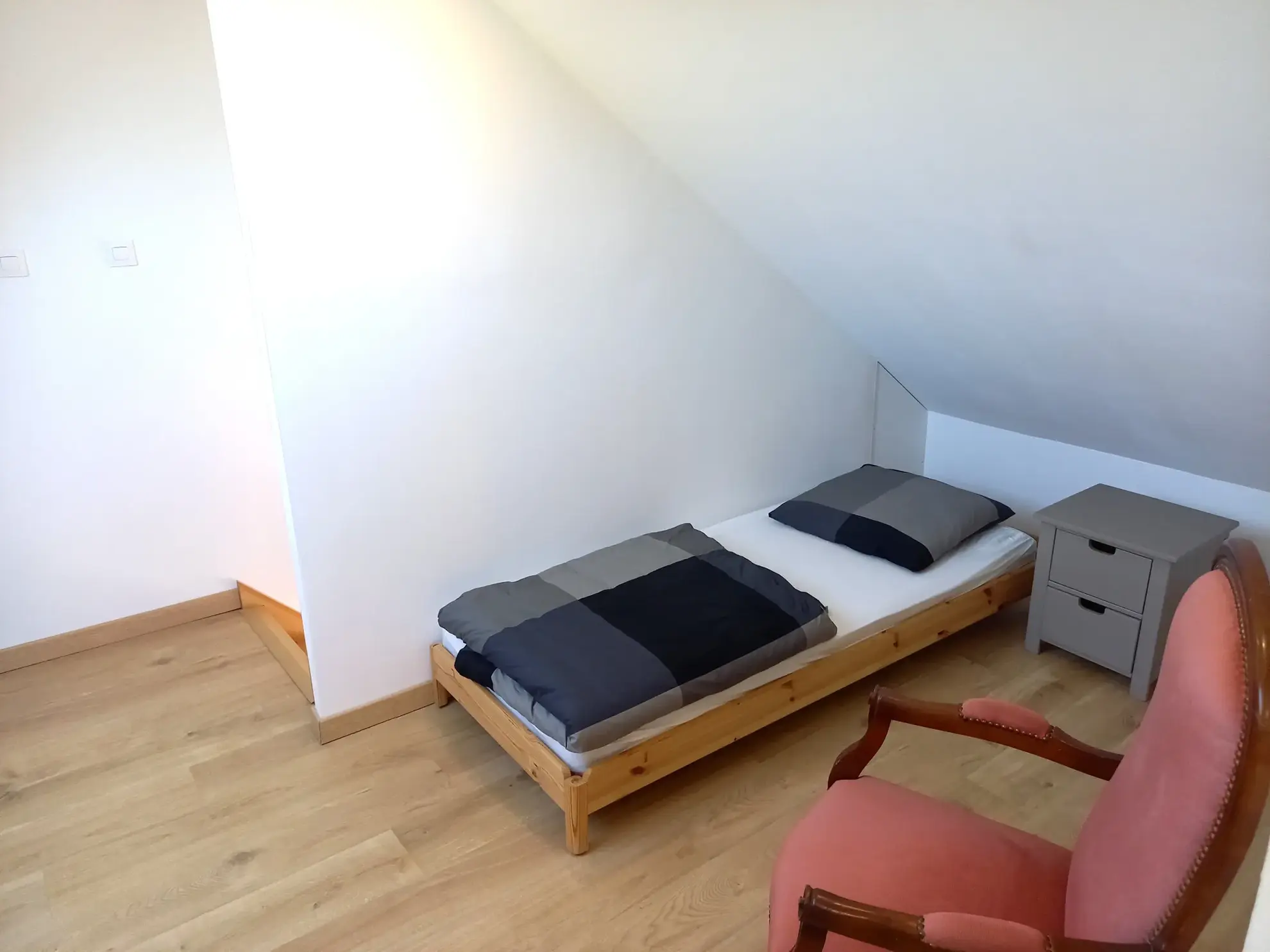 Maison rénovée de 3 pièces à Eu, emplacement exceptionnel, sans travaux, clé en main 