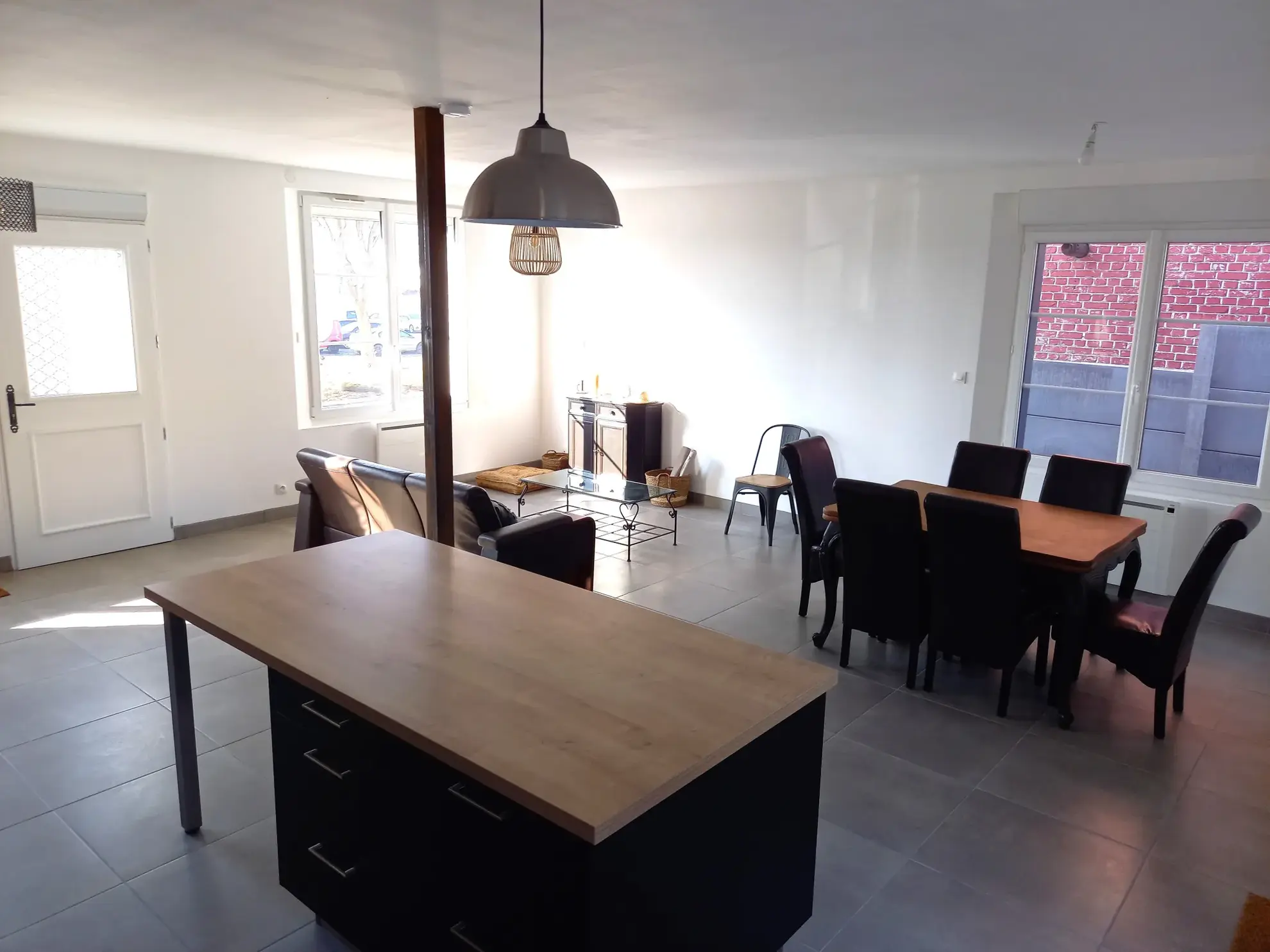Maison rénovée de 3 pièces à Eu, emplacement exceptionnel, sans travaux, clé en main 
