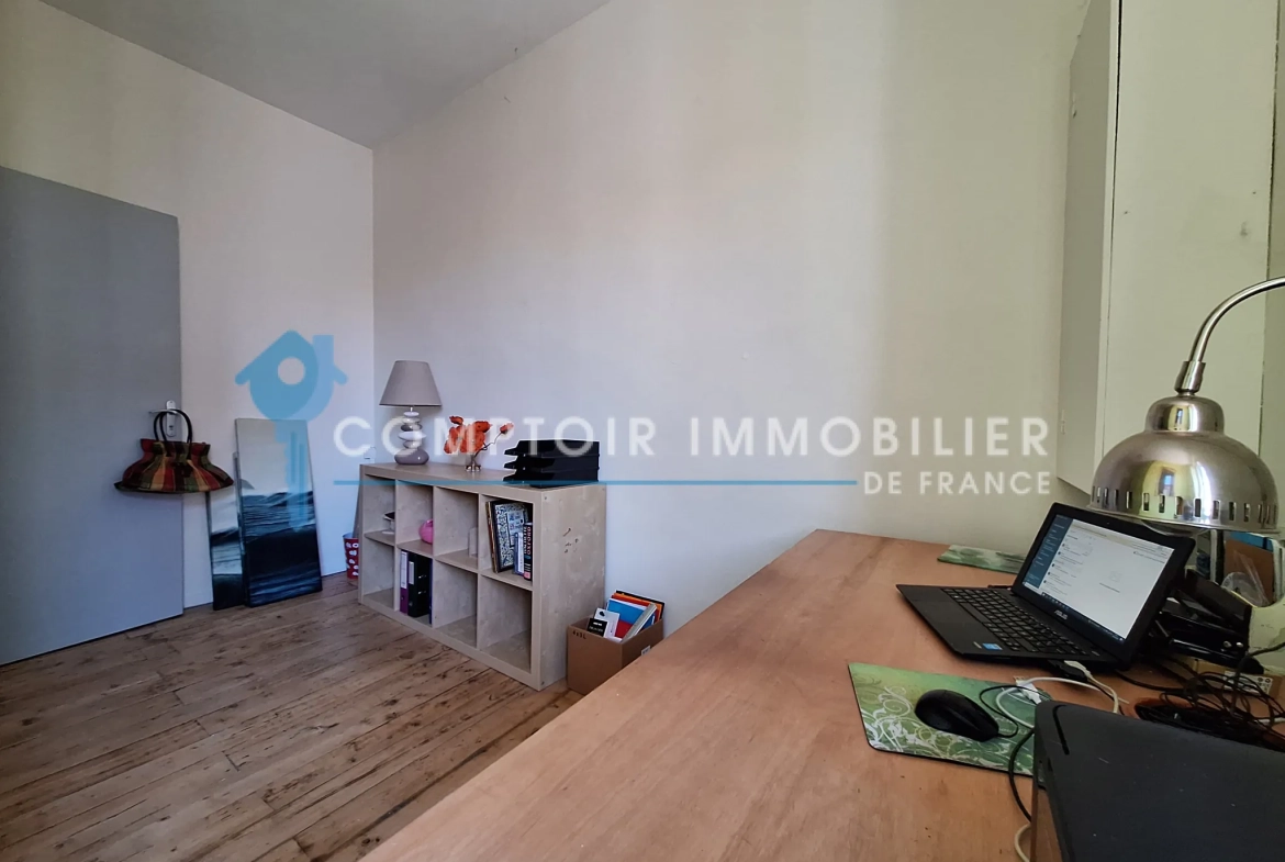 Investissement immobilier à Damiatte avec local commercial, appartement et garage 
