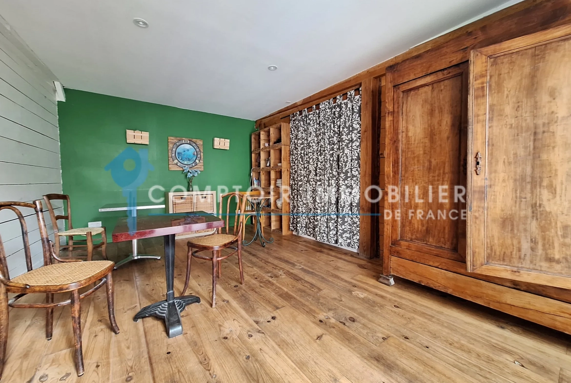 Investissement immobilier à Damiatte avec local commercial, appartement et garage 