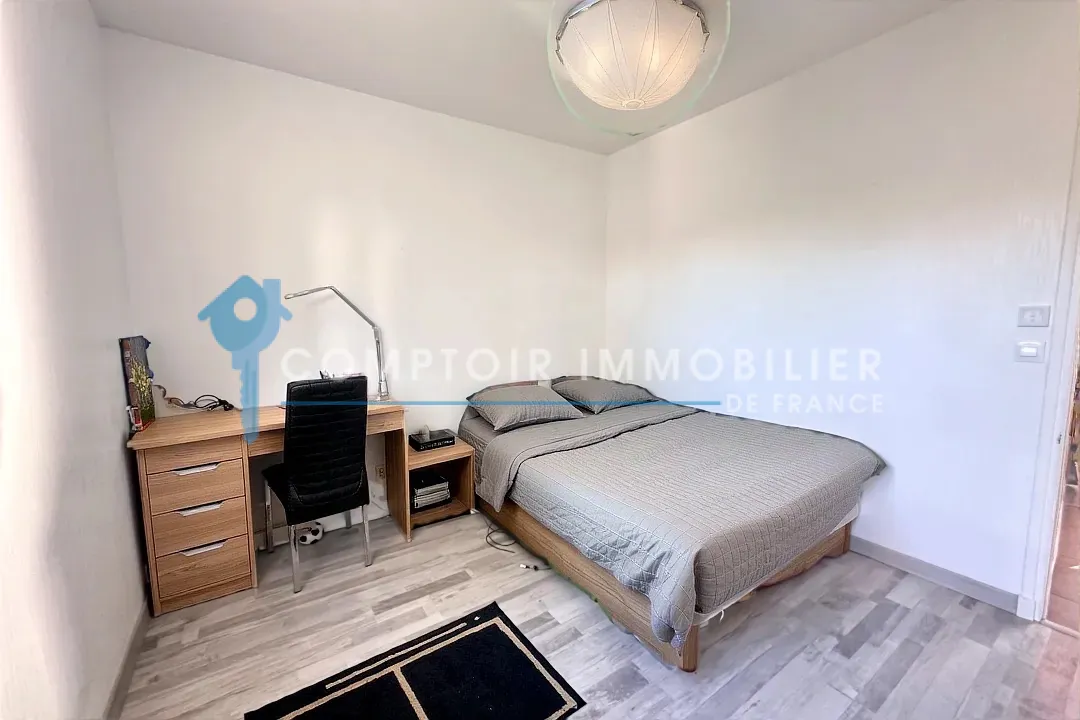 Maison de plain-pied à vendre à Auneau, 5 chambres, 107 m2, proche Paris 