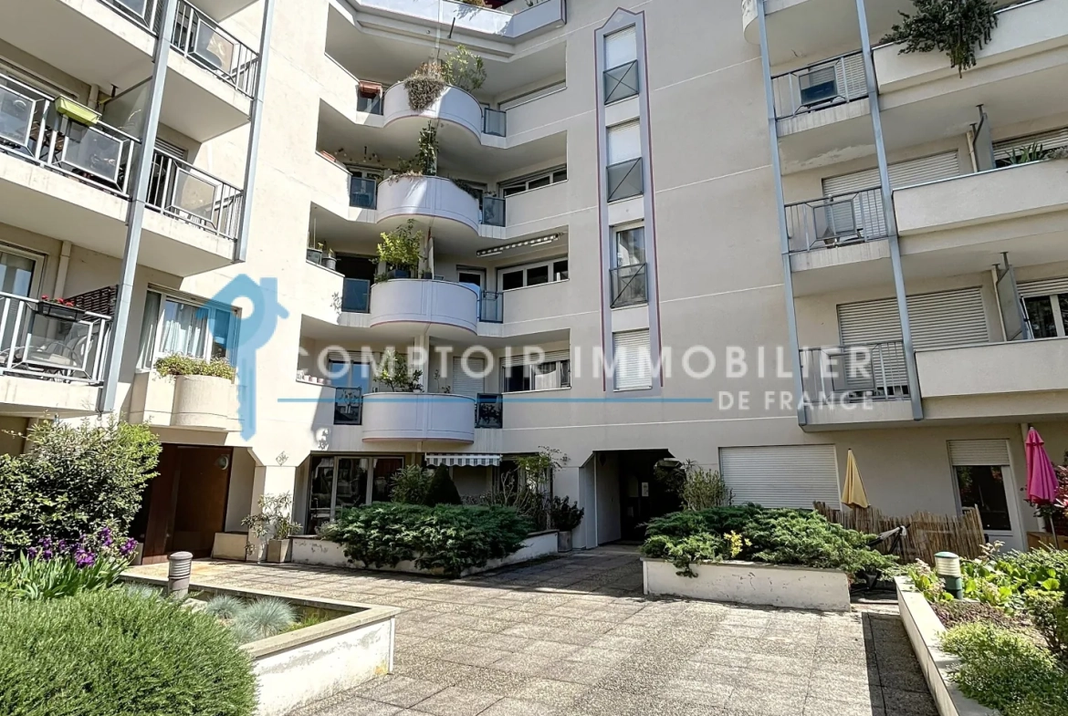 Appartement T3 de 70m² à Grenoble Porte de France avec vue sur Vercors 
