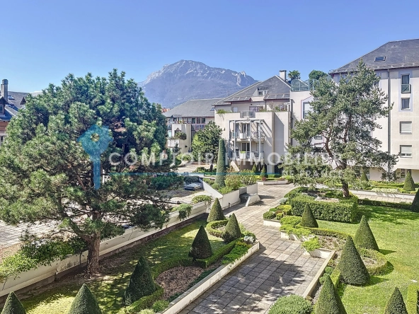Appartement T3 de 70m² à Grenoble Porte de France avec vue sur Vercors 