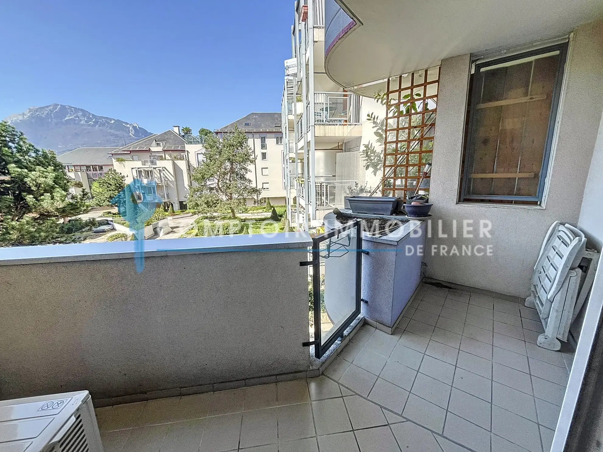 Appartement T3 de 70m² à Grenoble Porte de France avec vue sur Vercors 