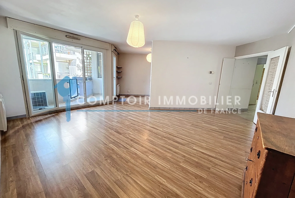 Appartement T3 de 70m² à Grenoble Porte de France avec vue sur Vercors 