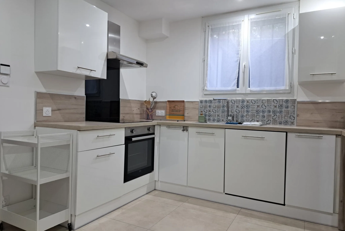 Villa 4 chambres rénovée à Monteux proche commodités 