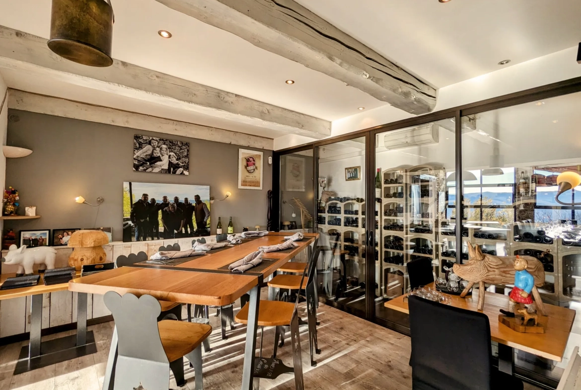 Restaurant traditionnel avec logement à Lamalou-les-Bains – Opportunité rare 