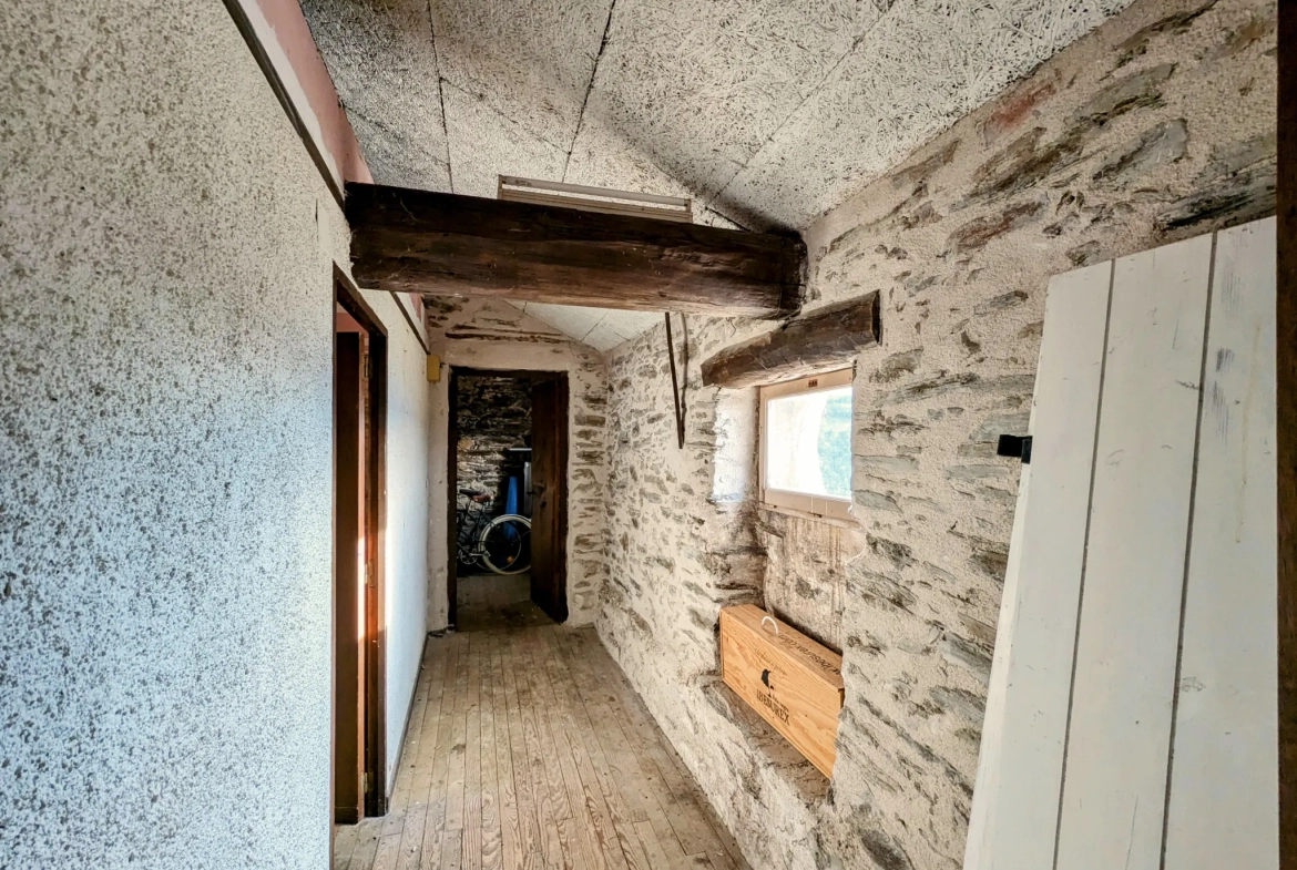 Restaurant traditionnel avec logement à Lamalou-les-Bains – Opportunité rare 