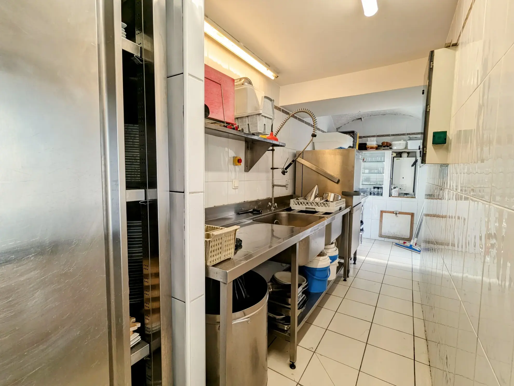 Restaurant traditionnel avec logement à Lamalou-les-Bains – Opportunité rare 