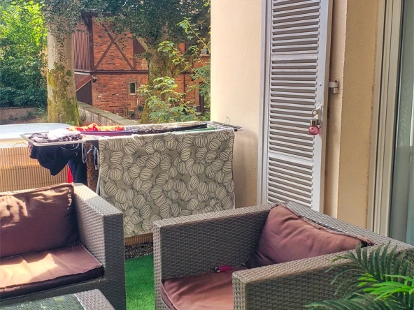 Appartement T4 rénové avec terrasse et grenier à Gérardmer, Vosges 