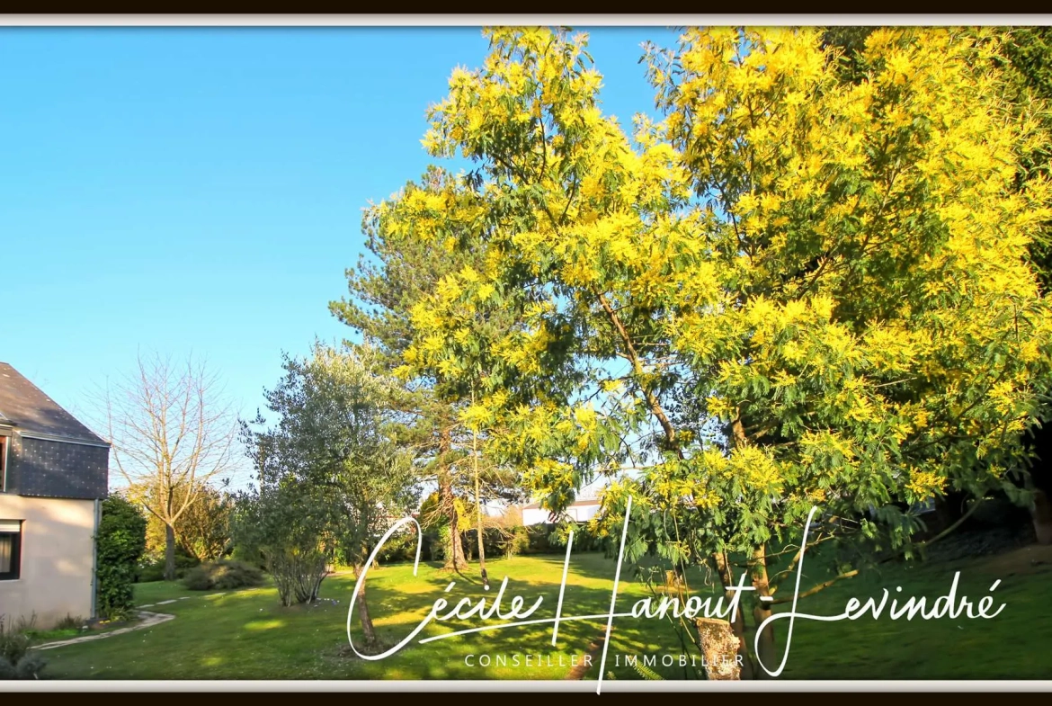 Maison de 209 m² avec jardin à Romagné, proche Fougères 