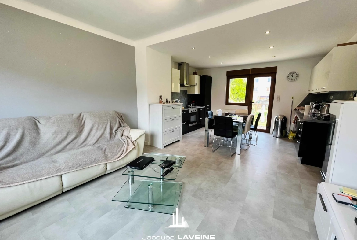 Maison 3 chambres avec jardin et cuisine équipée à Montigny-lès-Metz 