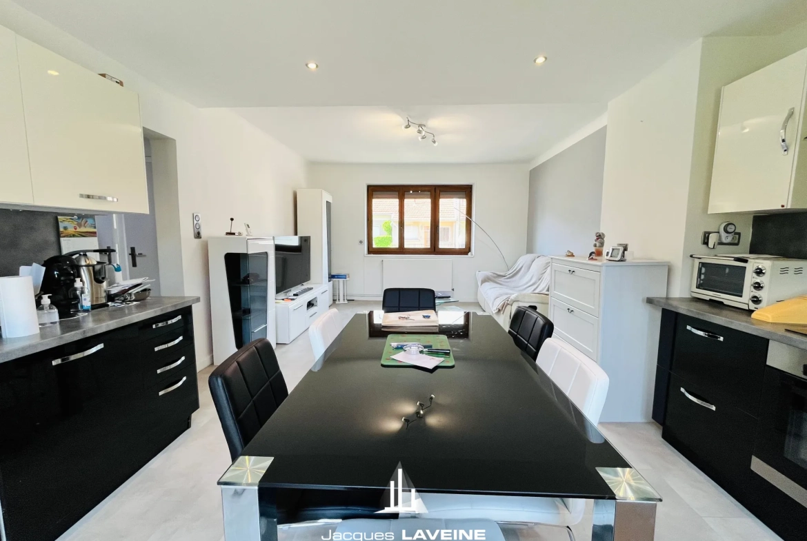 Maison 3 chambres avec jardin et cuisine équipée à Montigny-lès-Metz 