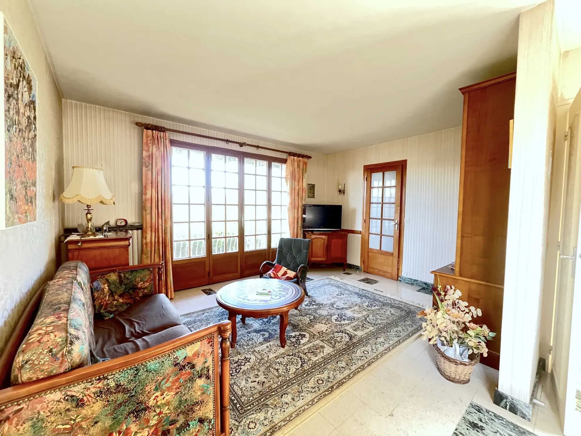 À vendre maison lumineuse de 120 m² avec sous-sol, jardin à La Ferté Gaucher 