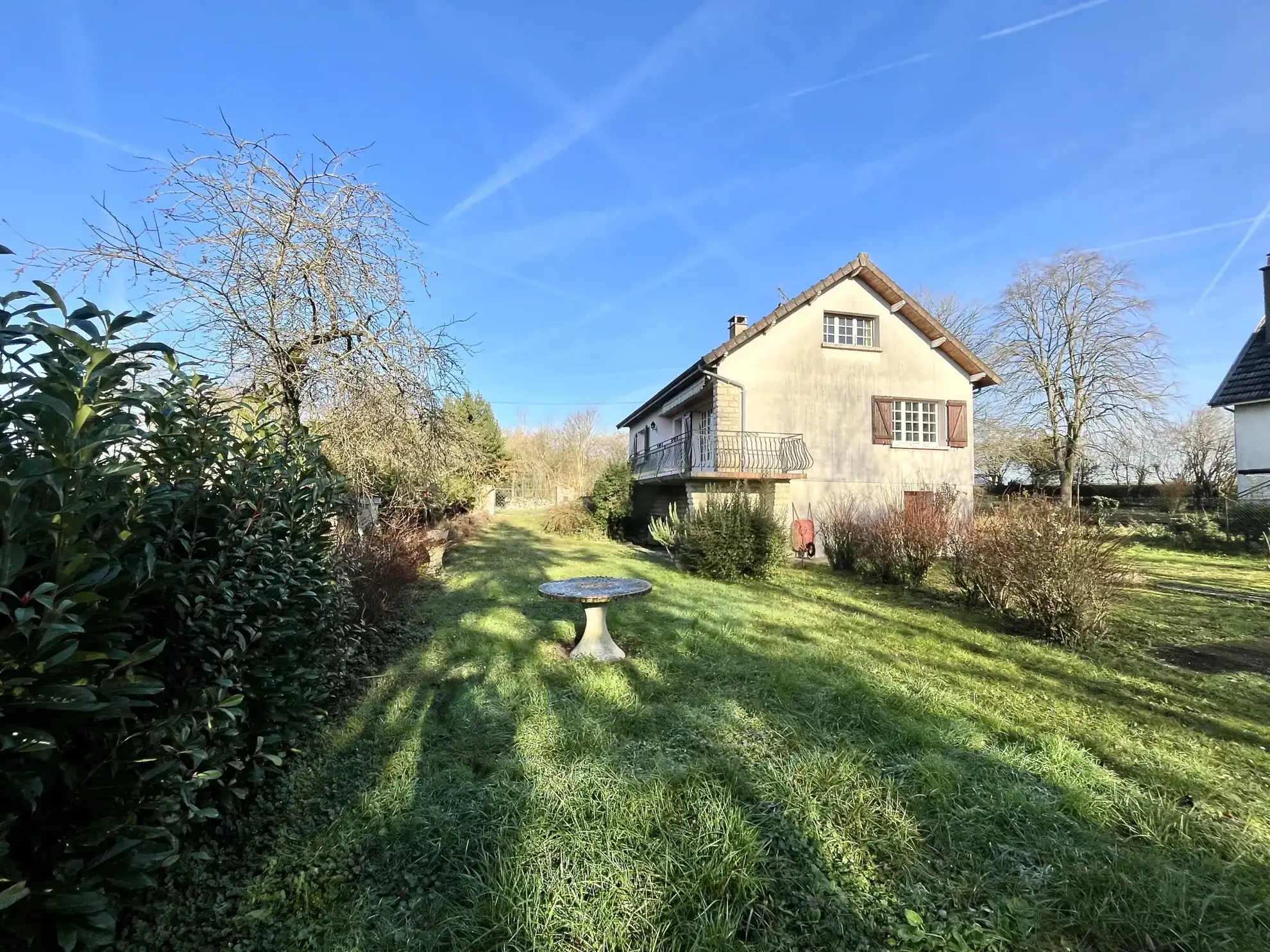 À vendre maison lumineuse de 120 m² avec sous-sol, jardin à La Ferté Gaucher 