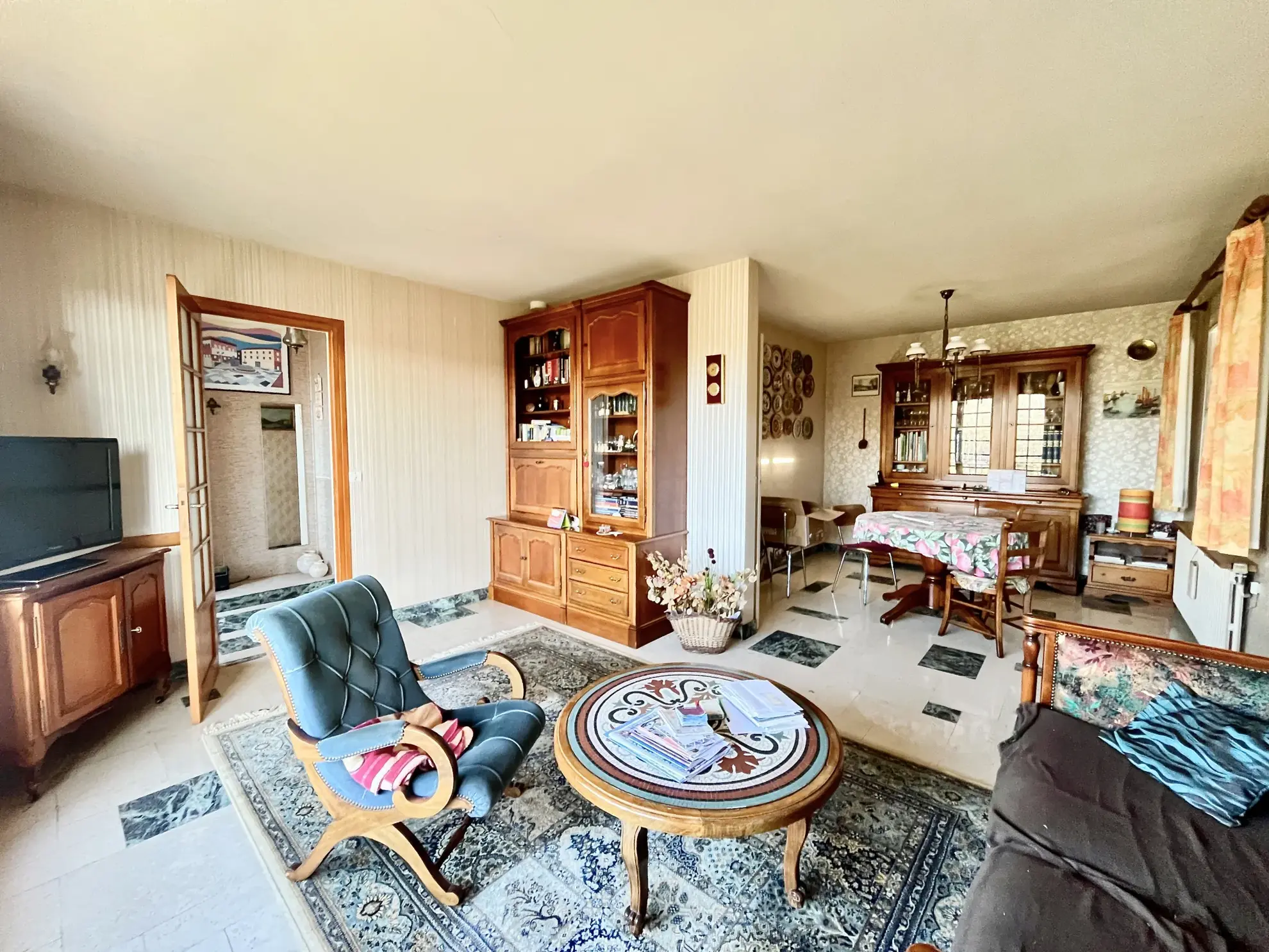 À vendre maison lumineuse de 120 m² avec sous-sol, jardin à La Ferté Gaucher 