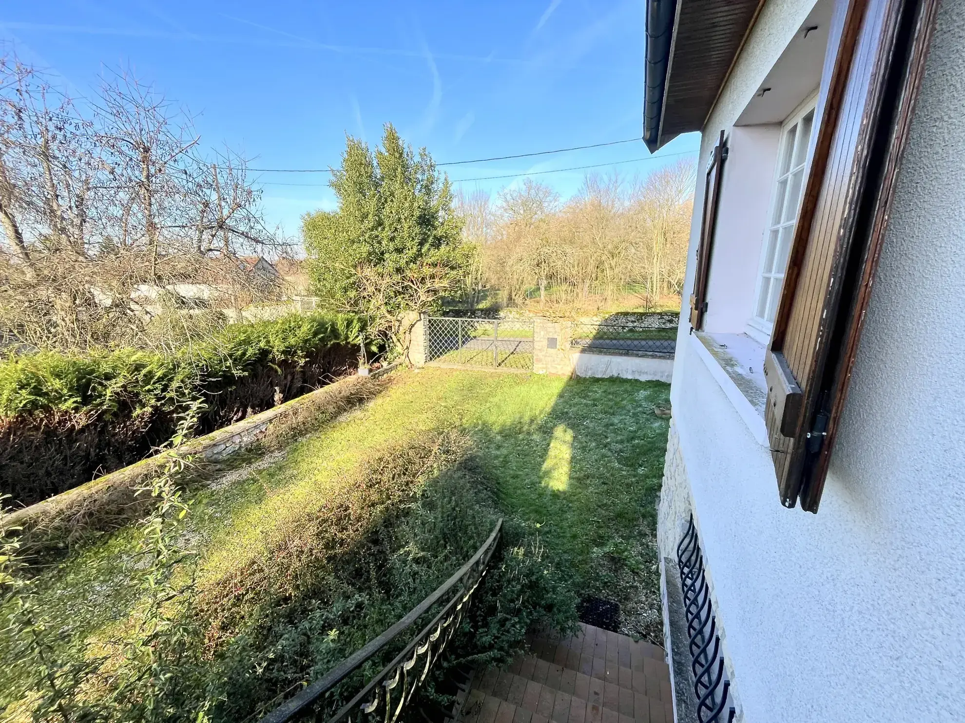 À vendre maison lumineuse de 120 m² avec sous-sol, jardin à La Ferté Gaucher 