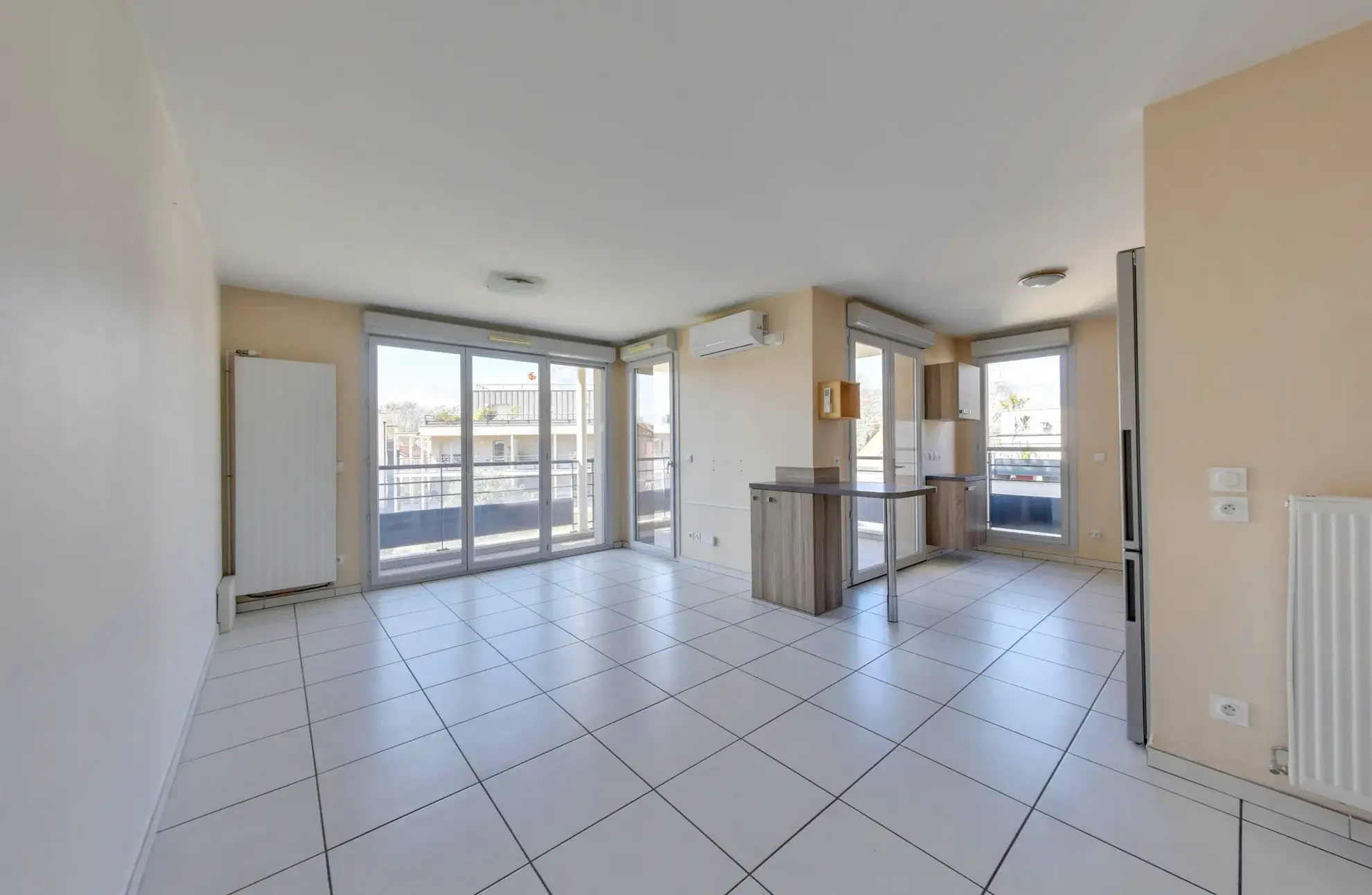 Appartement T3 lumineux de 65m² avec garage à Grenoble 