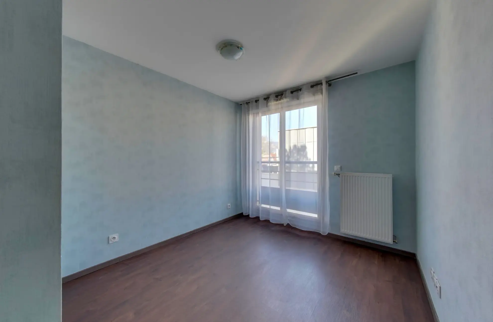 Appartement T3 lumineux de 65m² avec garage à Grenoble 