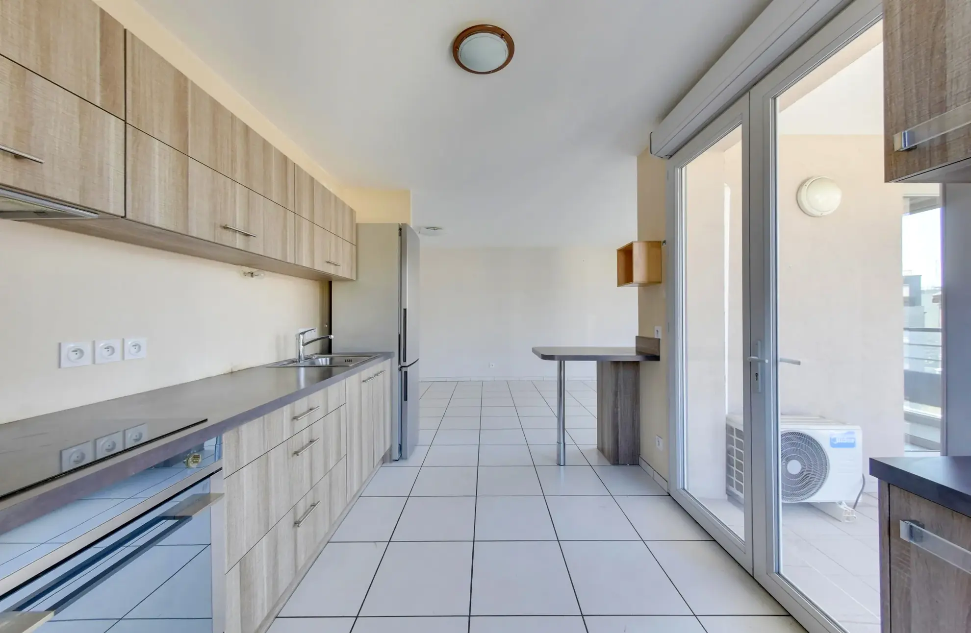 Appartement T3 lumineux de 65m² avec garage à Grenoble 