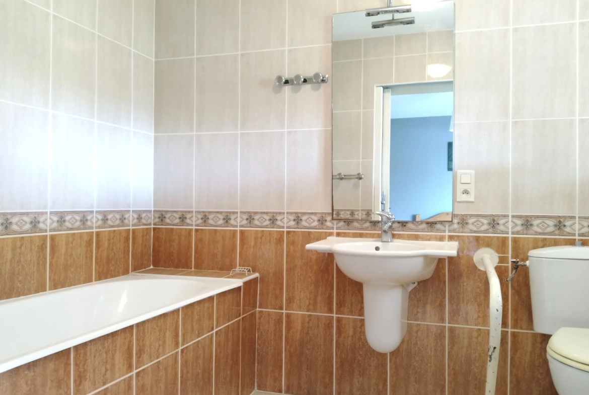 Maison T4 de 131 m² avec 3 suites, jardin et vue sur le lac de Soustons 