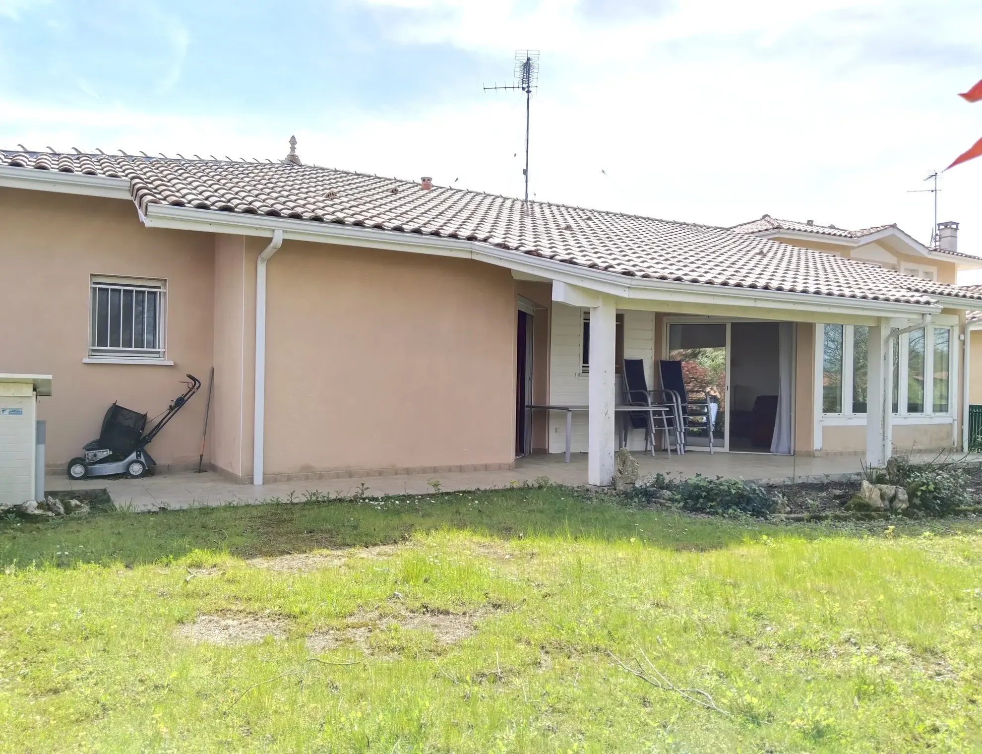 Maison T4 de 131 m² avec 3 suites, jardin et vue sur le lac de Soustons 