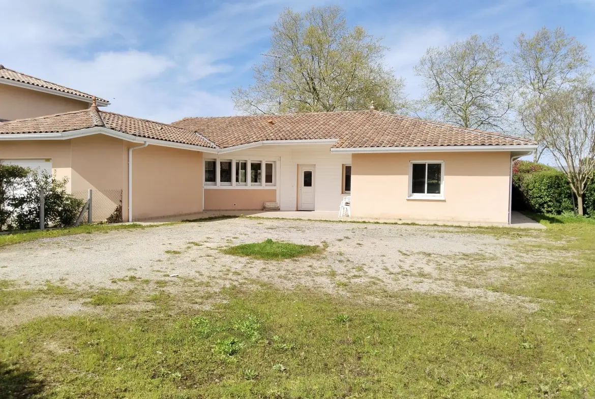 Maison T4 de 131 m² avec 3 suites, jardin et vue sur le lac de Soustons 