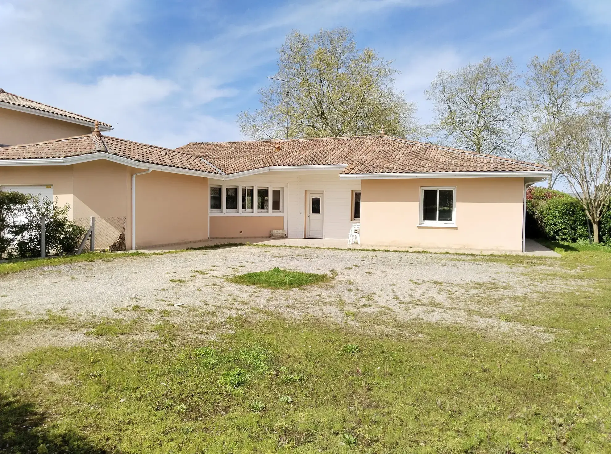 Maison T4 de 131 m² avec 3 suites, jardin et vue sur le lac de Soustons 