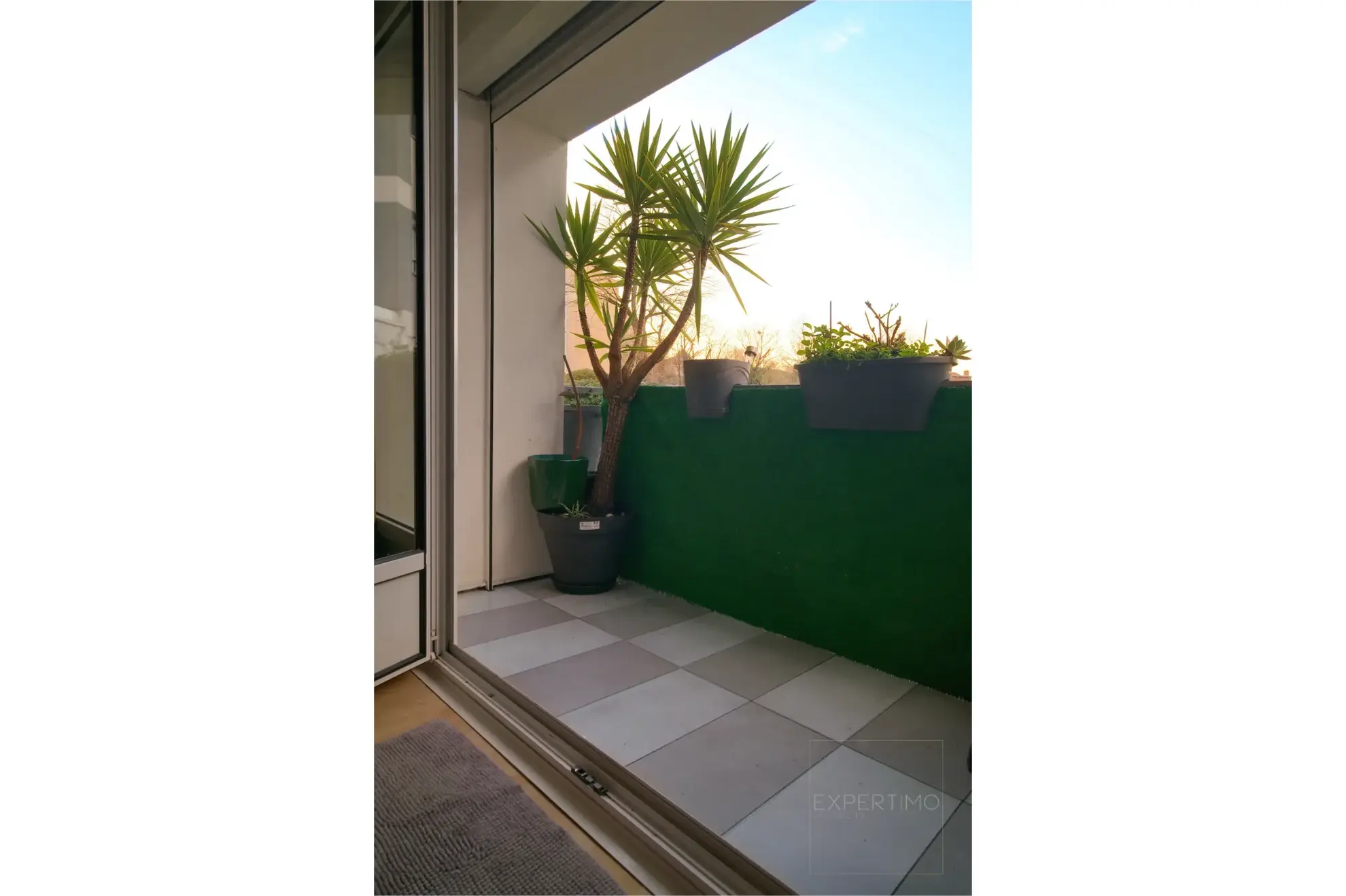 Appartement 3 pièces avec terrasse, parking et cave à Villeneuve-le-Roi 