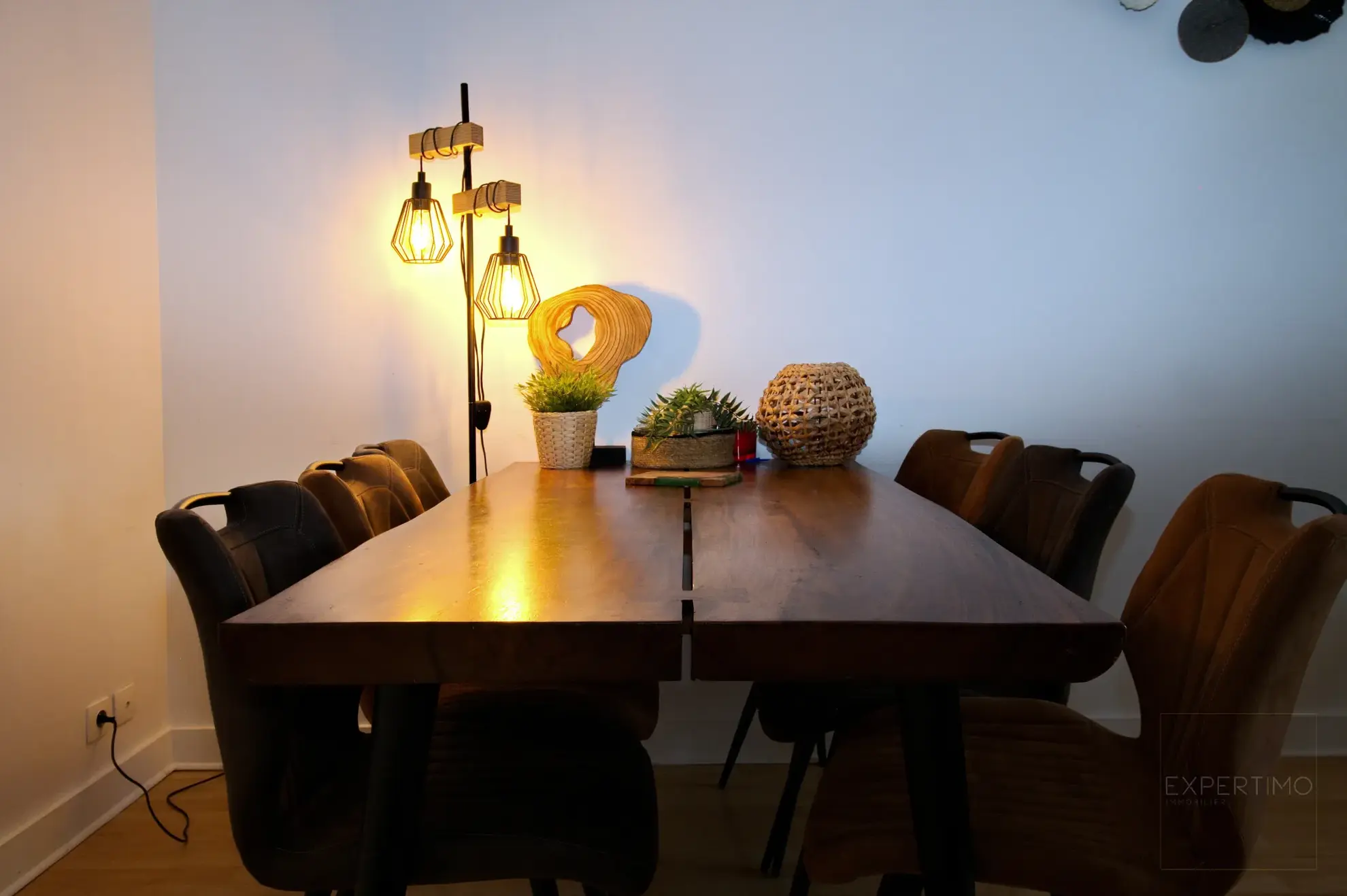 Appartement 3 pièces avec terrasse, parking et cave à Villeneuve-le-Roi 
