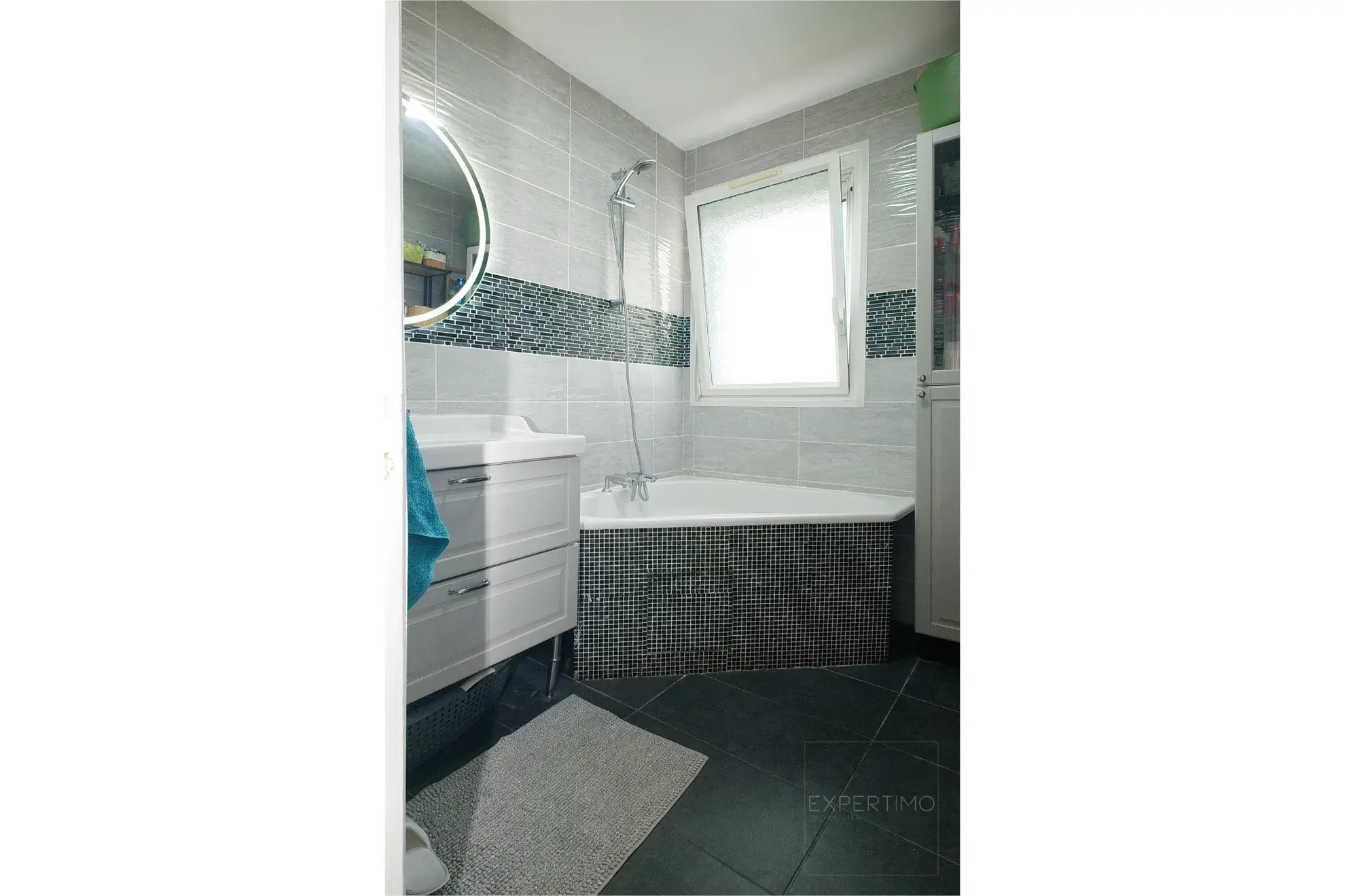 Appartement 3 pièces avec terrasse, parking et cave à Villeneuve-le-Roi 