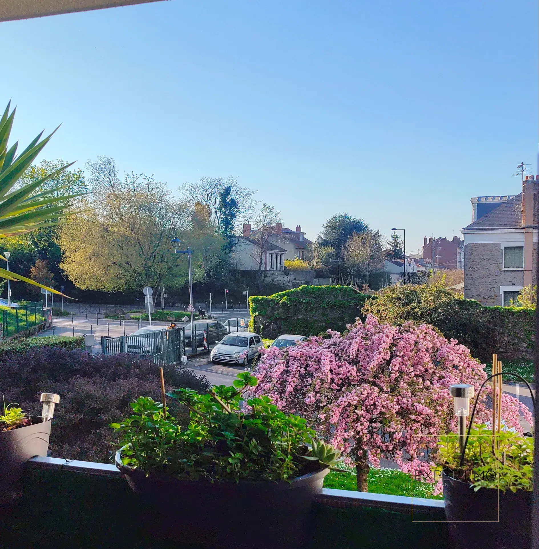 Appartement 3 pièces avec terrasse, parking et cave à Villeneuve-le-Roi 
