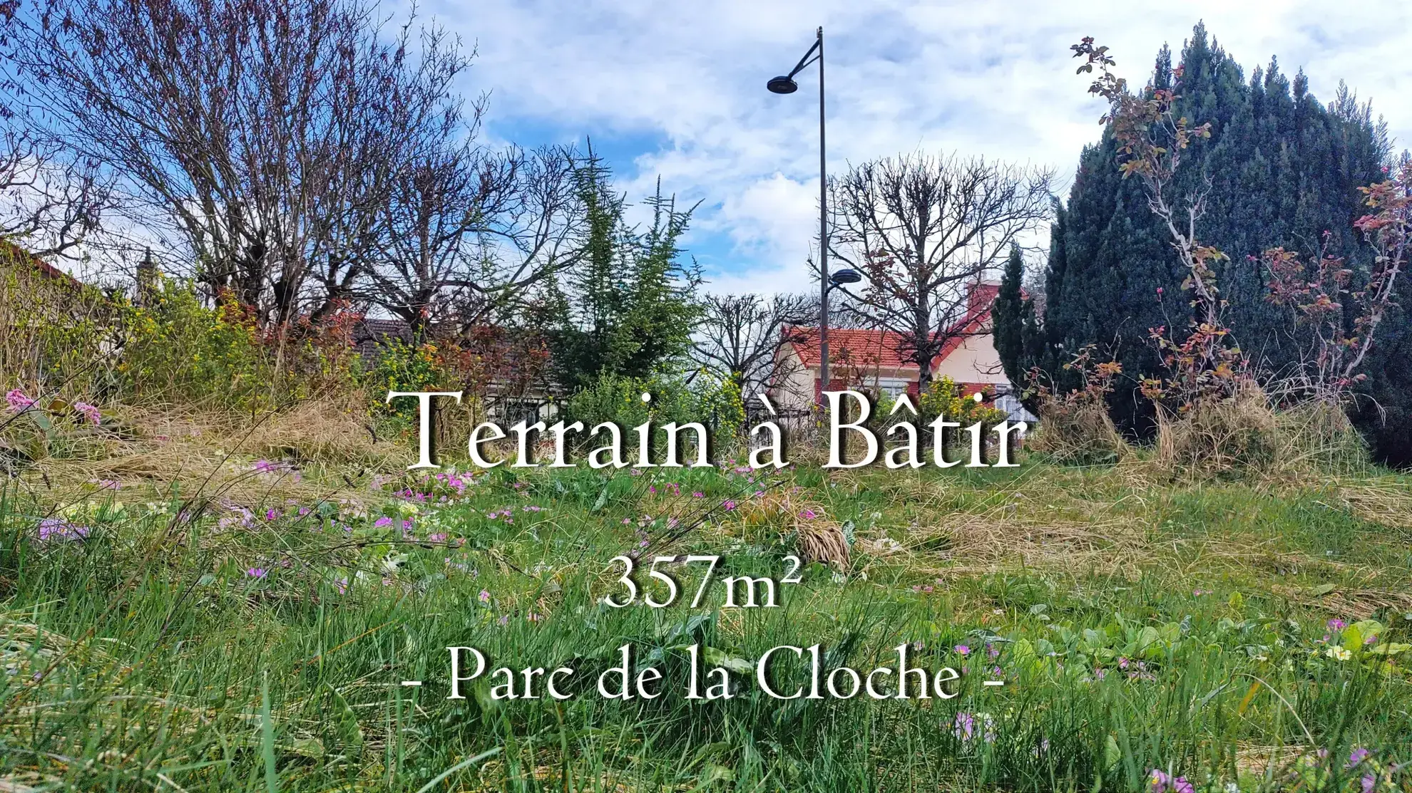Terrain constructible à Orly de 357 m² avec potentiel pour maison jusqu’à 260 m² 