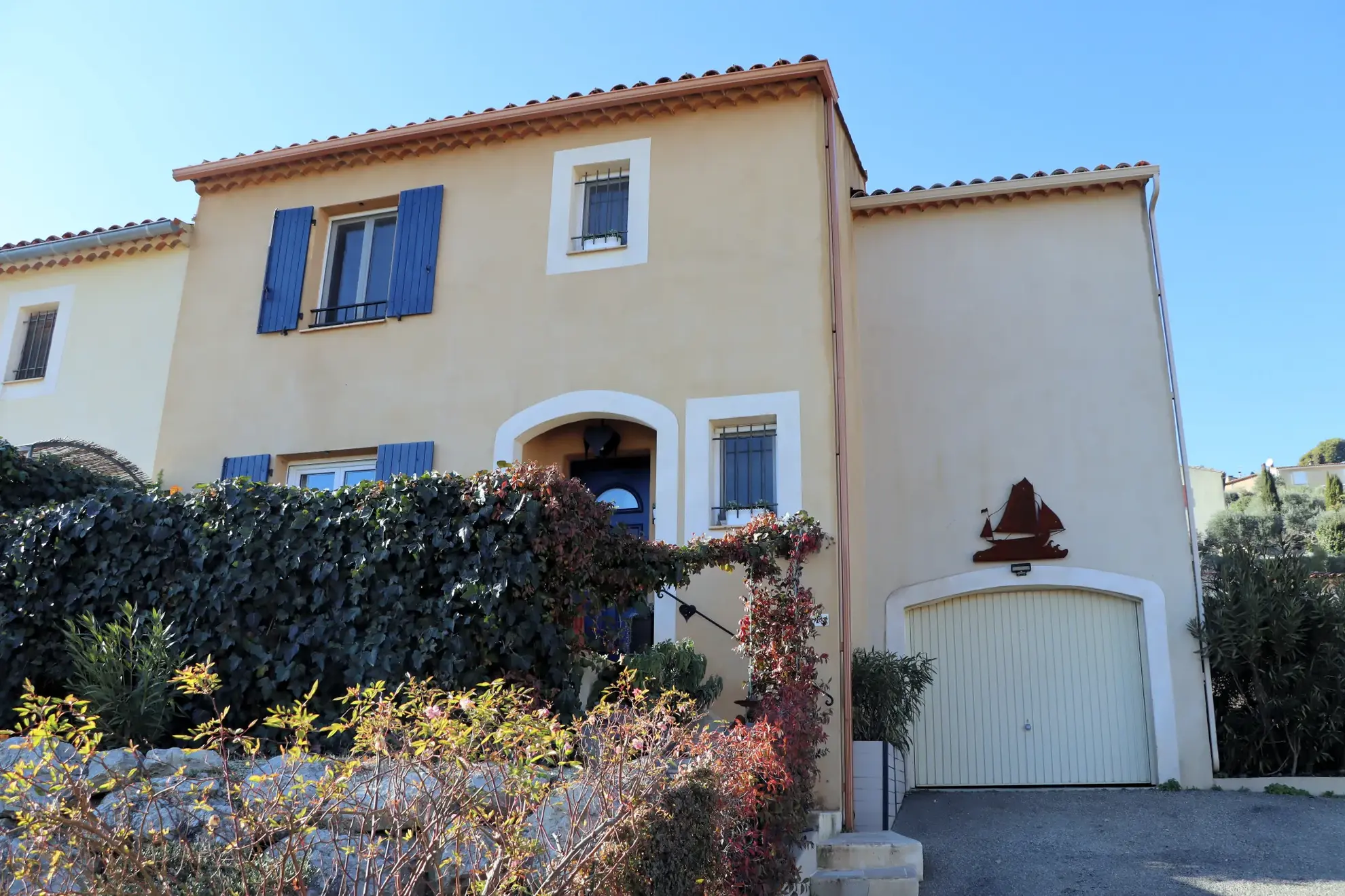 Villa de 106 m² à Villars - Maison clé en main, proche commodités 