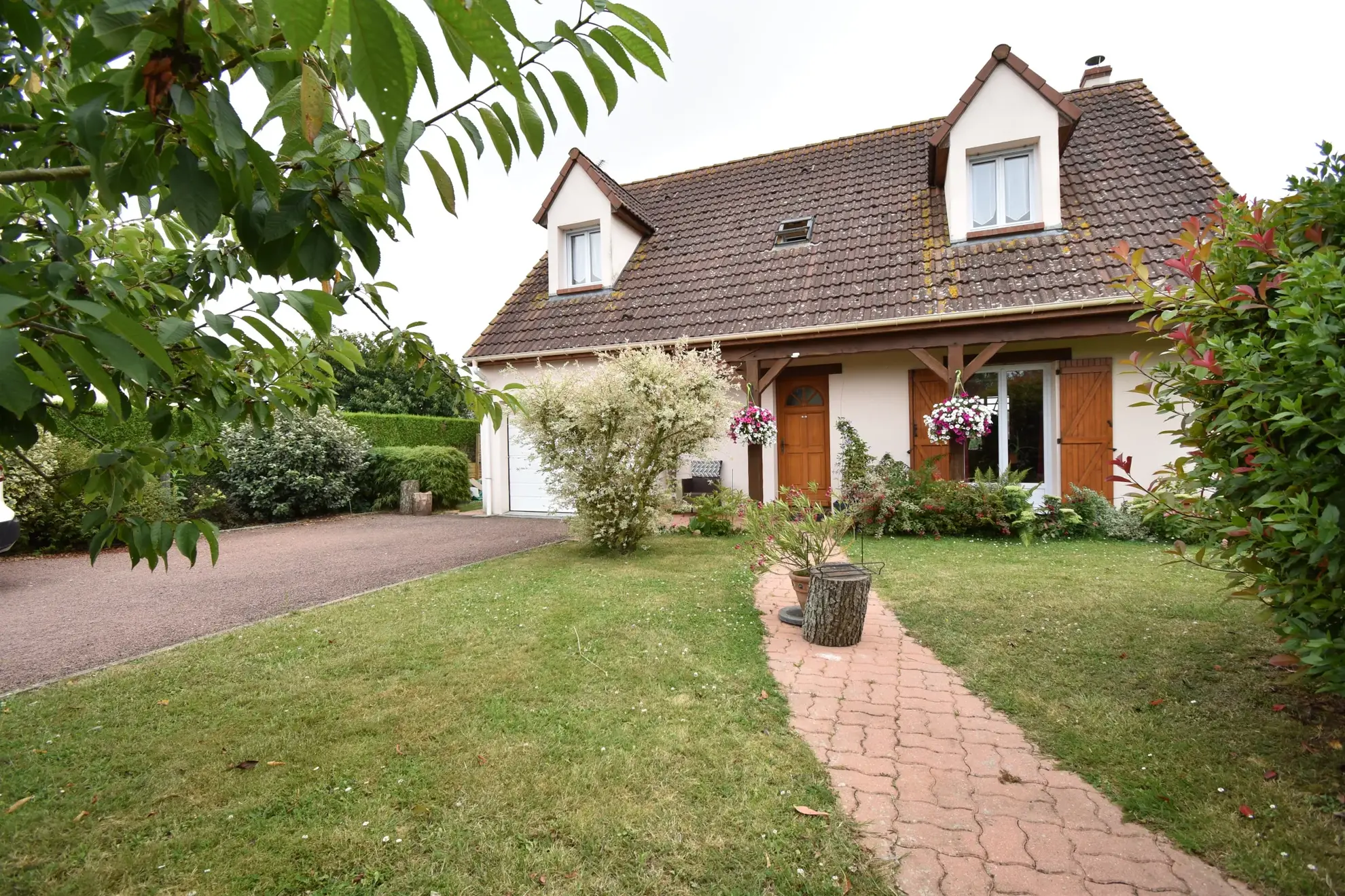 Maison de 116 m² à Brou, proche du village avec jardin et terrasse 