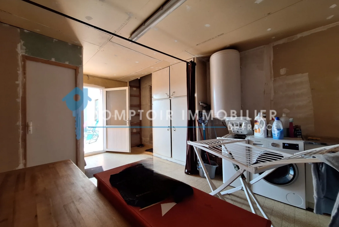 Maison de village rénovée avec hangar et jardin à Damiatte dans le Tarn 