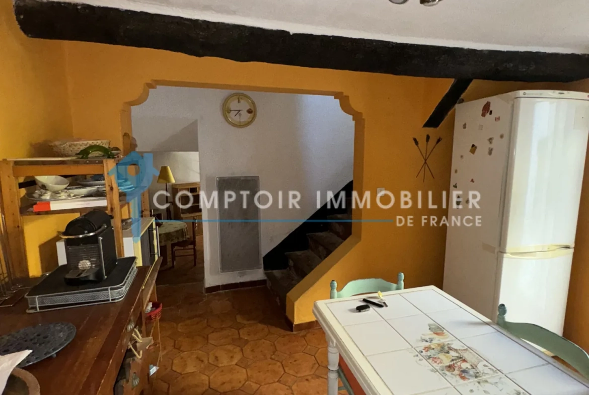 Maison atypique de 105 m² à Servian avec vue imprenable 