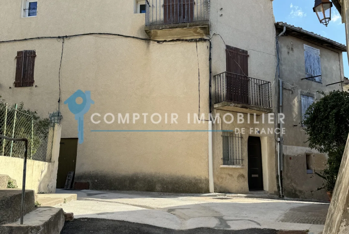 Maison atypique de 105 m² à Servian avec vue imprenable 