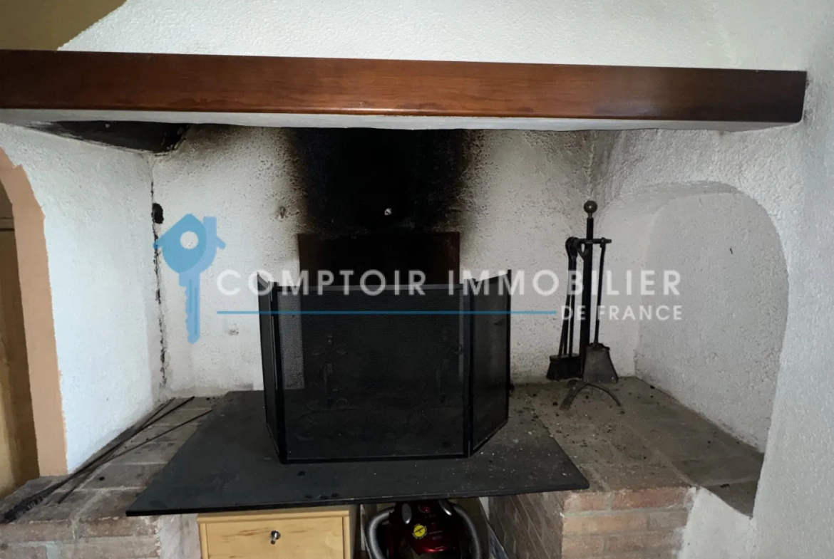 Maison atypique de 105 m² à Servian avec vue imprenable 