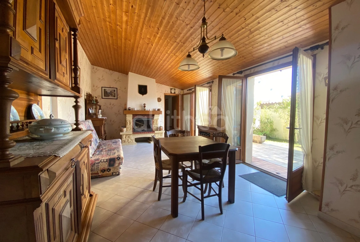 Maison de vacances à Meschers-sur-Gironde avec terrasse et garage 
