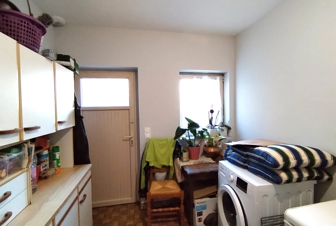 Maison individuelle 117 m² avec jardin et panneaux solaires à Saint James 