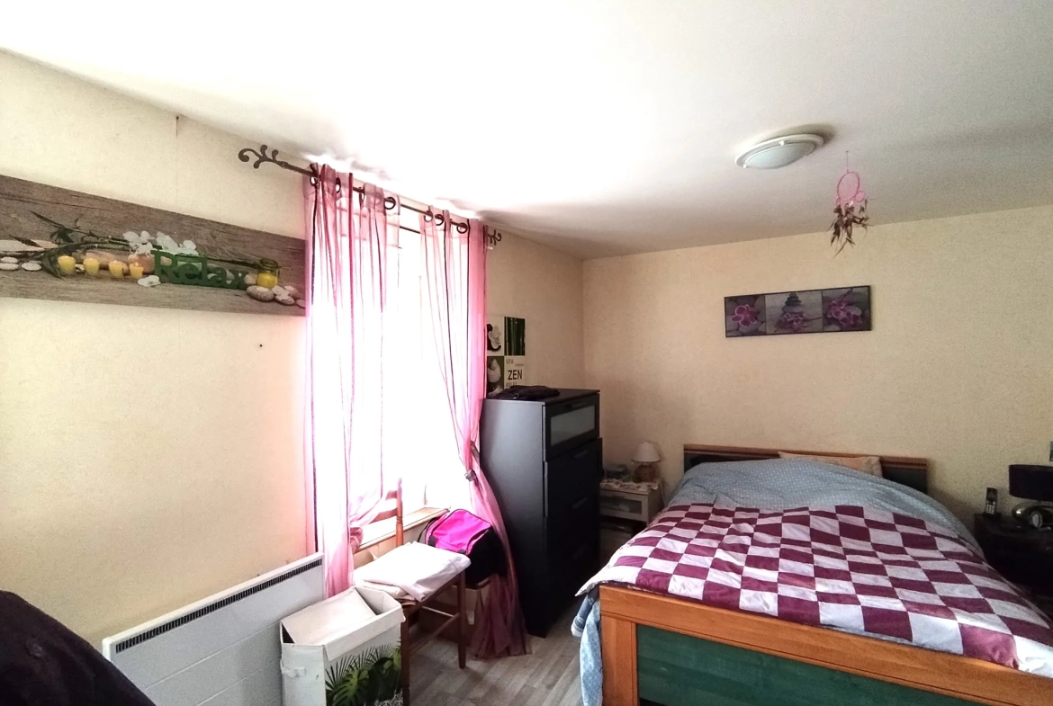 Maison individuelle 117 m² avec jardin et panneaux solaires à Saint James 