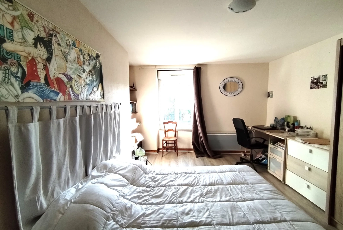 Maison individuelle 117 m² avec jardin et panneaux solaires à Saint James 