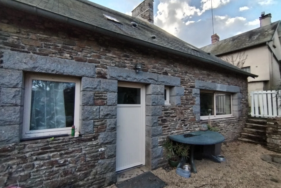Maison individuelle 117 m² avec jardin et panneaux solaires à Saint James 